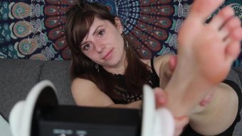 Ayak Fetişi Ve Ayak Fetişi Içeren Ev Yapımı Bir Asmr Videosu