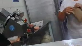 Büyük Popolu Milf Amatör Tarafından Beceriliyor