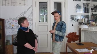 Dövmeli Twink, 69 Pozisyonunda Horoz Yalamayı Ve Emmeyi Seviyor