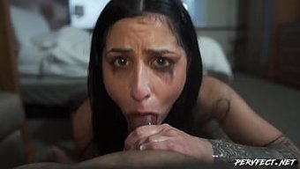 Squirting Yapan Latin Karısıyla Sert Ve Vahşi Seks