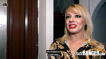 Milf April Paisley'Nin Kahve Randevusu Sıcak Bir Sakso Ve Sikiş Seansına Dönüşüyor!