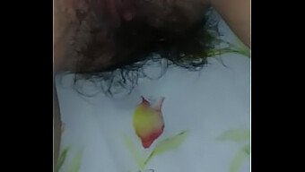 Karımın Anal Masajı Vahşi Bir Orgiye Dönüşüyor