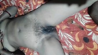 Olgun Teyze, Kaymak Gibi Amını Yalatıp Siktiriyor