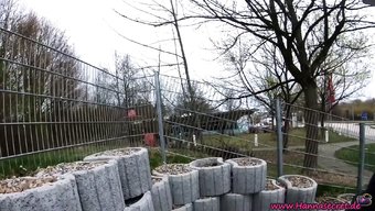 Alman Amatör Çift, Halka Açık Otoparkta Vahşileşiyor