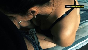 Cezayirli Beurette Kamila, Büyük Bir Yarrağa Sakso Çekiyor