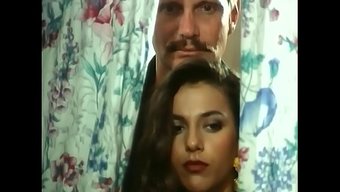 80'Lerin Porno Filminden Ateşli Bir Sahne.