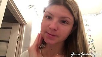 Genç Rus Amatör Evde Yaramazlık Yapıyor