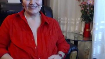 Olgun Kız1'In Sıcak Webcam Seansı