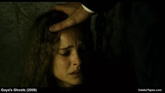 Natalie Portman'In Sert Oyun Ve Açıkta Kalan Göğüsleriyle Çıplak Ve Yoğun Bdsm Sahneleri.
