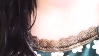 Arap Kız Hd Videoda Mastürbasyon Yapıyor Ve Boşalıyor