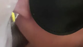 Amatör Kız Derin Ve Tatmin Edici Bir Saksoda Büyük Bir Yarakla Başa Çıkıyor