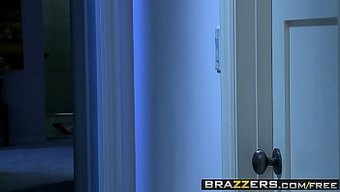 Lela Star'In Fitness Fantezisi Bu Sert Videoda Hayat Buluyor
