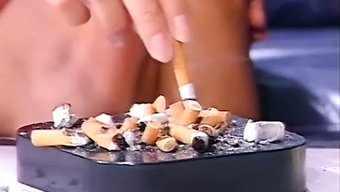 Aile Aşkı Ve Şehvet: Anne Ve Kızı Retro Pornoda