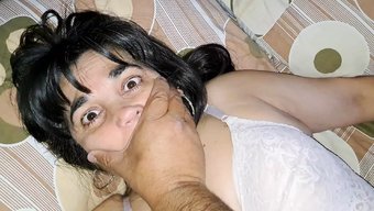 Amatör Videoda Büyük Doğal Göğüsler Ve Femdom