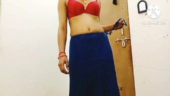 Saree Giyimli Hint Kadın Parmaklarıyla Kendini Tatmin Ediyor