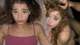 Sabrina Spice, Üniversiteli Amını Sert Bir Şekilde Siktiriyor Ve Bir Şampiyon Gibi Alıyor