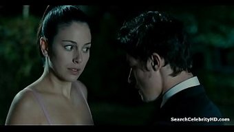 Blanca Suarez, Içinde Yaşadığım Deri'De Soyunup Kışkırtıyor