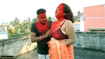 Iki Ateşli Milf Bhabhi Ve 18 Yaşındaki Tamil Oğlanla Hardcore Üçlü Seks.