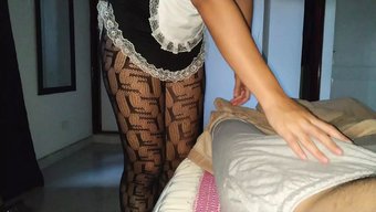Amatör Ev Kadını Sıkı Amına Pov Creampie Alıyor