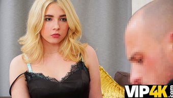 Sarışın Genç Maria Hurricane, Sert Bir Videoda Göt Deliğinin Yakın Çekimini Alıyor