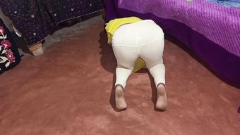 Büyük Göğüslü Ve Kalçalı Hintli Bebek, Sıcak Bir Xxx Videosunda Pisleniyor