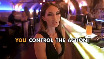 Kıvrımlı Bebek Natalie Grace Ve Vibratörüyle Sert Seks