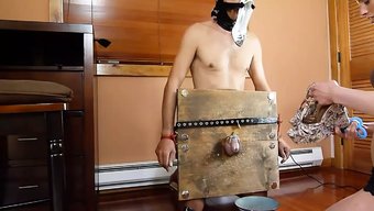 Seksi Ses Ve Seksi Kızlar Her Şeyi Mahvediyor
