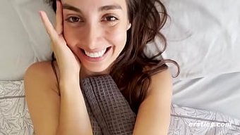 Ana'Nın Samimi Yolculuğu: Kumral Güzellikle Bir Gün