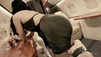Nudex Için Sıcak Bir Lezbiyen Sahnesinde Playboy Modeller