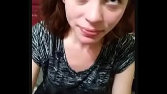 Tinder'Da 18 Yaşındaki Azgın Bir Kızla Pov Oral Seks
