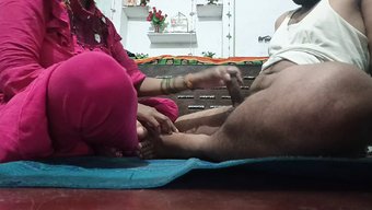 Desi Genç, Perili Bir Ülkede Doğaüstünü Keşfediyor
