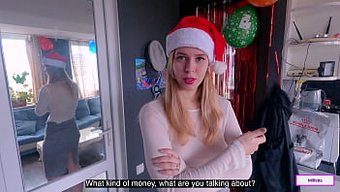 Yaramaz Bir Milf, Noel Baba'Nın Büyük Yarrağıyla Verilen Dileği Yerine Getiriyor