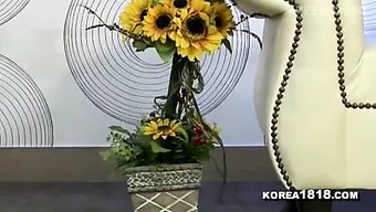Gangnam'Dan Milf Koreli Puma, Yaramaz Bir Kız