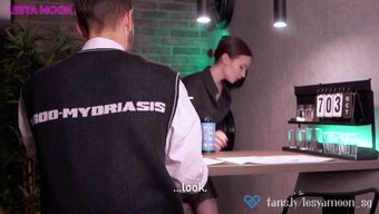 Iş Yerinde Yaramaz Bir Bakıcıyla Fantezi Seks.