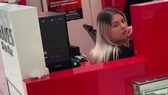 Lexy Villa'Nın Kıvrımları Bu Ateşli Videoda Hoplarken Izleyin.