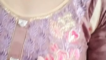 Amatör Bdsm Videosunda Yakın Çekim Am Yalama Ve Göt Parmaklama