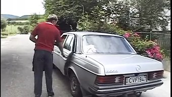 Genç (18+) Bebek, Biseksüel Üçlüde Götünü Siktiriyor