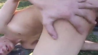 Shemale, Sert Videoda Adamı Sikiyor