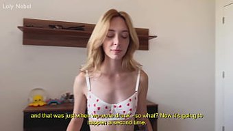 Üvey Kardeş, Ev Yapımı Porno Videosunda Üvey Kız Kardeşiyle Yasak Aşk Yaşıyor.