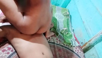 Hint Porno Videosunda Derin Boğaz Ve Amcığa Boşalma