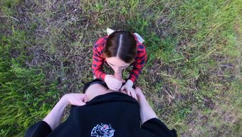 Göğüslerine Boşalın: Pov Halka Açık Açık Hava Deneyimi