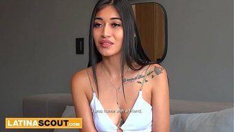 Diş Telleri Olan Güzel Genç Esmer Steven Hard'In Gizli Arzuları