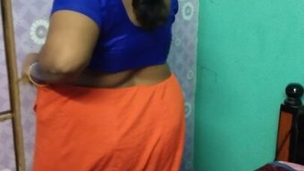 Milf Ve 18 Yaşındaki Kız Arkadan Giriyor Ve Oral Eyleme Giriyorlar