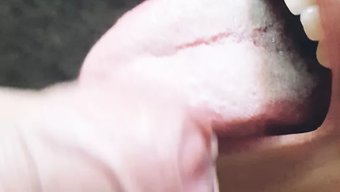 Sırp Genç, Oral Yetenekleriyle Övülüyor