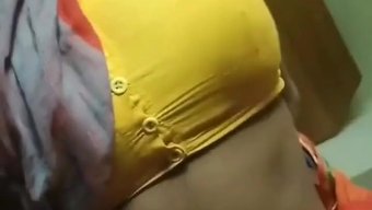 Büyük Göğüslü Boudi Bebek Ev Yapımı Videoda