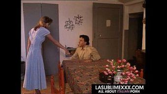 Sarışın Bir Aktrisle Tam Uzunlukta Bir Italyan Vintage Filmi Bölüm 1'De