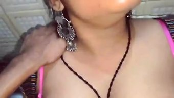 Hintli Gelin Naveen Ve Kocası Bu Amatör Videoda Balayı Keyfini Çıkarıyorlar