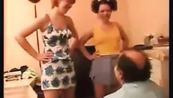 Üçlüyle Temiz Bir Ev