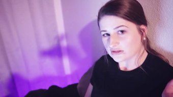 Amatör Çift Ev Yapımı Videoda Tutkulu Bir Seks Paylaşıyor