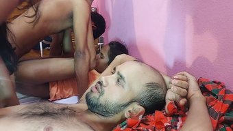 Iki Erkekle Grup Seks, Zayıf Bebekler Için